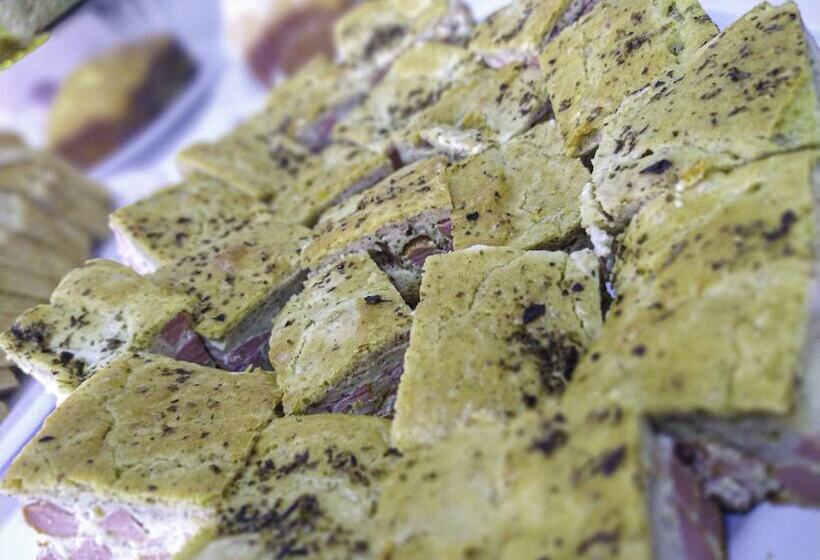 ホテル Maranim Plaza