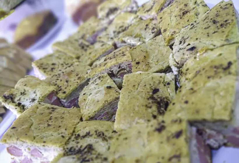 Hotelli Maranim Plaza