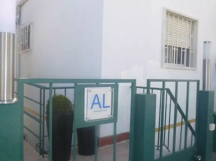 هتل Oriente Dna Studios & Rooms