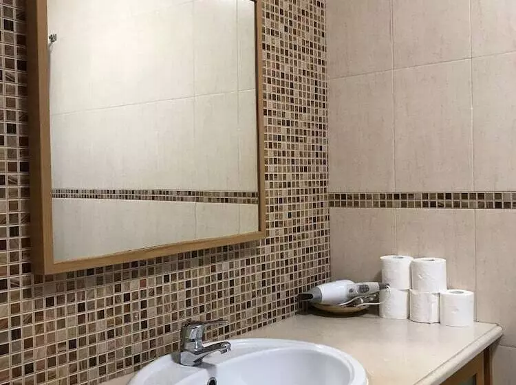 هتل Oriente Dna Studios & Rooms