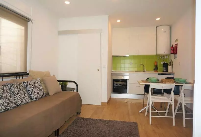 هتل Oriente Dna Studios & Rooms