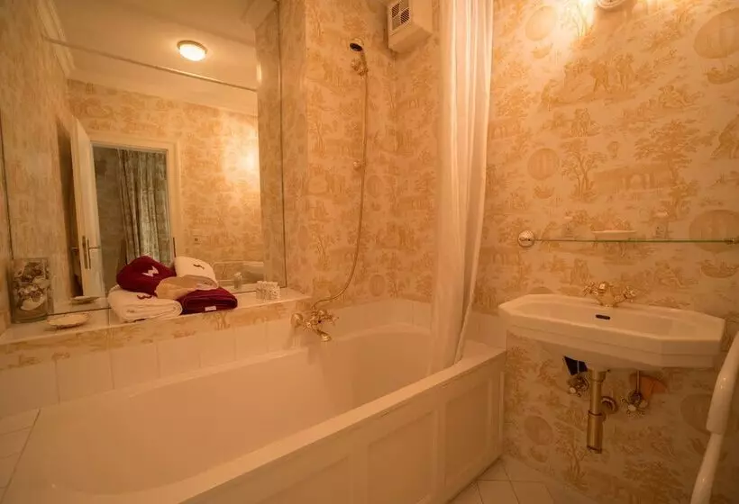 هتل Palais Trapp