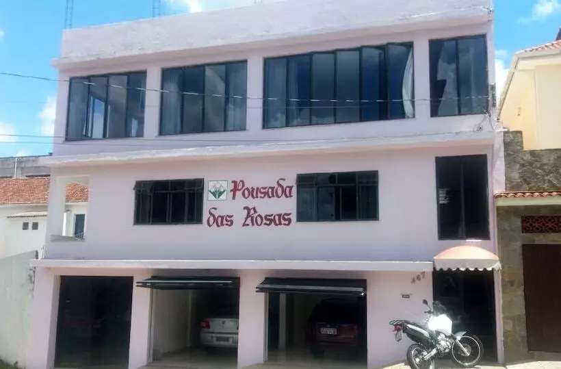 Hotelli Pousada Das Rosas