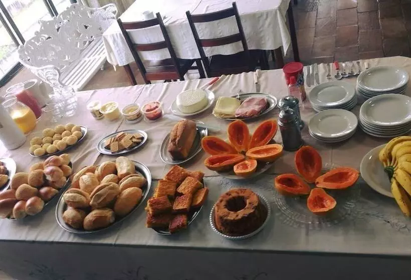 Hotelli Pousada Das Rosas