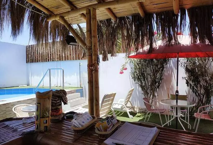 ホテル Puerto Bamboo