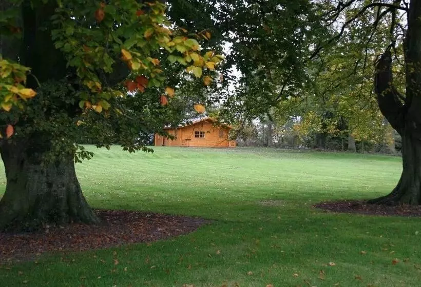 Maaseutuhotelli Coolanowle Country House