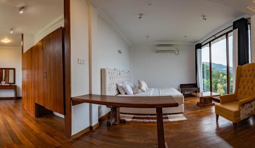 Отель Shanthi Uyana