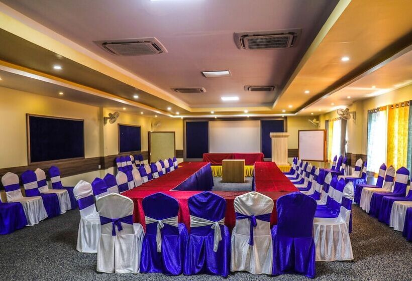 هتل Siddhartha Riverside Resort