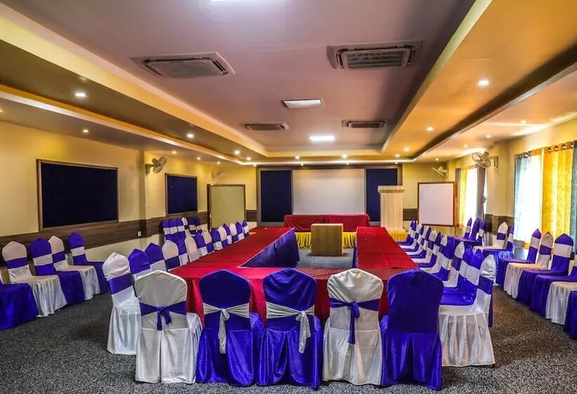 هتل Siddhartha Riverside Resort