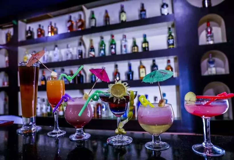 هتل Siddhartha Riverside Resort