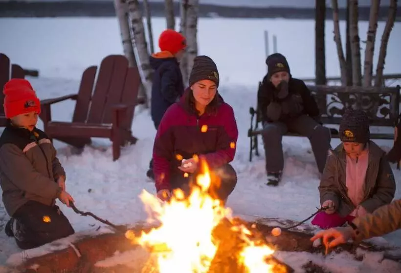 Hotelli Skyport Lodge