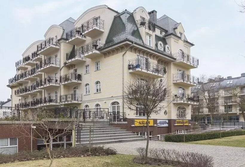 هتل Vacation Club   Trzy Korony Apartments