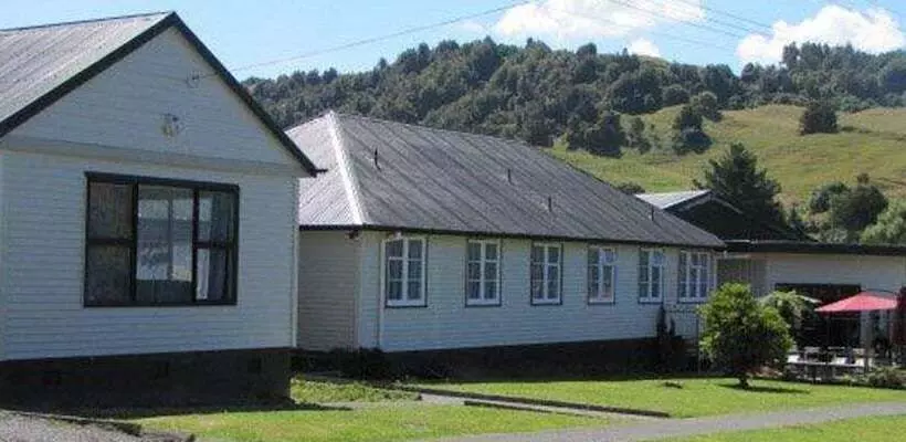 Hotelli Wooden Heart Cafe And Benneydale Lodge
