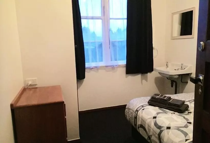 Hotelli Wooden Heart Cafe And Benneydale Lodge