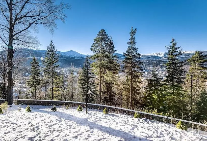 ホテル Zamek Księża Góra