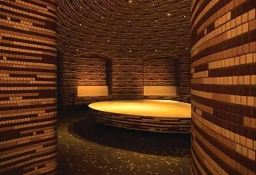 Luxury Suites At The Palms