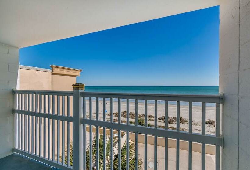 汽车旅馆  Beachcomber Inn