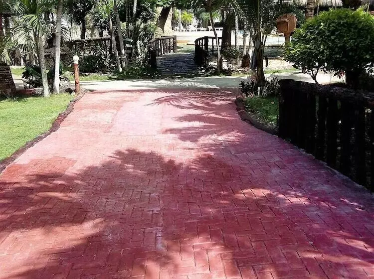 Majatalo Coco Grove Nature Resort