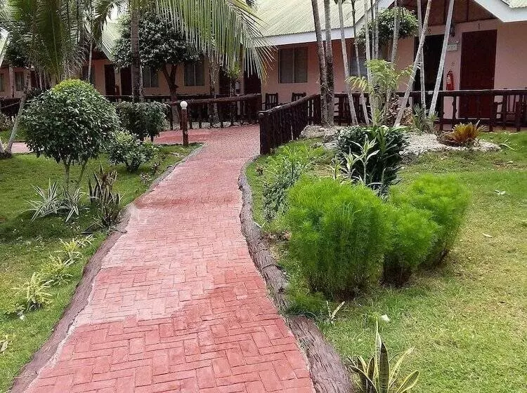 Majatalo Coco Grove Nature Resort