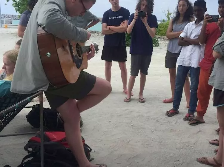 پانسیون Dhonveli Residence