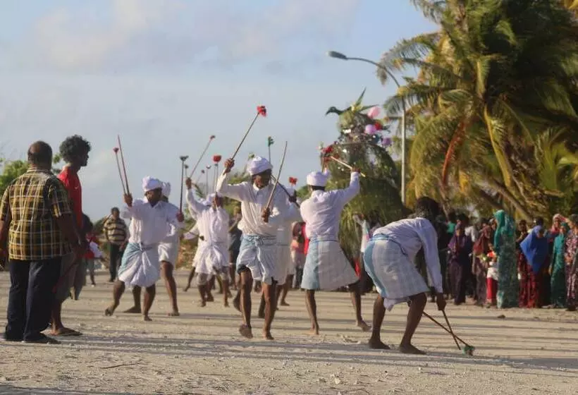 پانسیون Dhonveli Residence