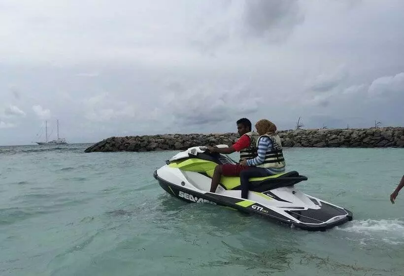 پانسیون Dhonveli Residence