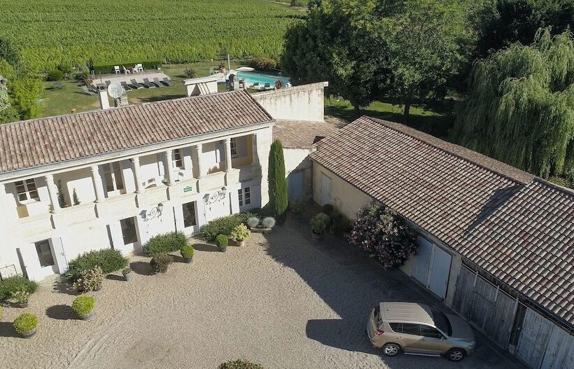 Пансион Maison D Hotes, Gite, Les Batarelles