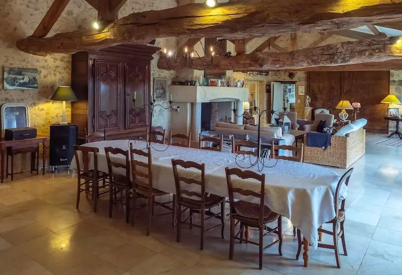 Majatalo Maison D Hotes, Gite, Les Batarelles