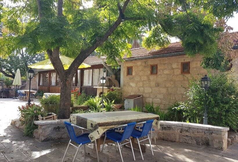 פנסיון Neve Hagar