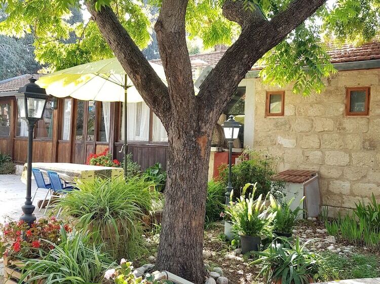 פנסיון Neve Hagar