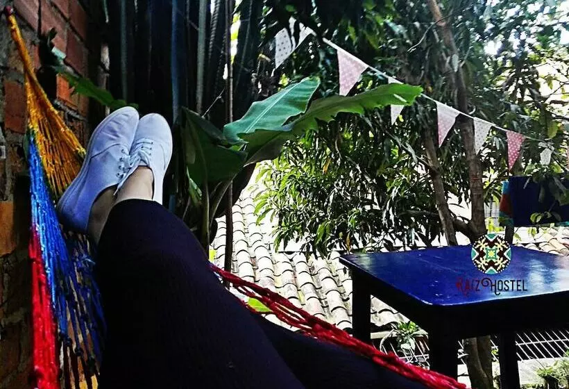 Raiz Hostel