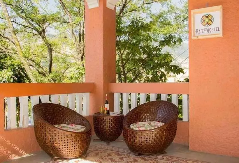 Raiz Hostel