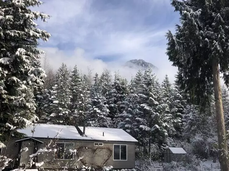 Sweetwater Lane Farm B & B