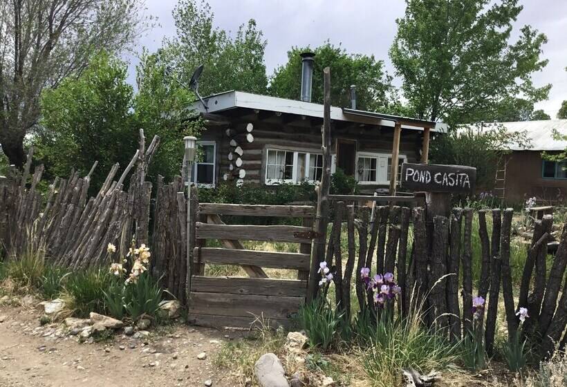 Taos Goji Farm & Eco Lodge Retreat