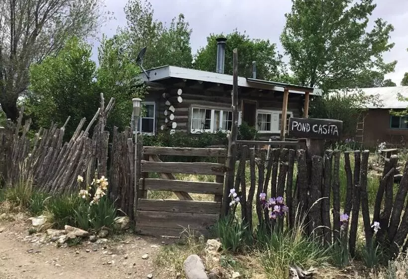 Taos Goji Farm & Eco Lodge Retreat