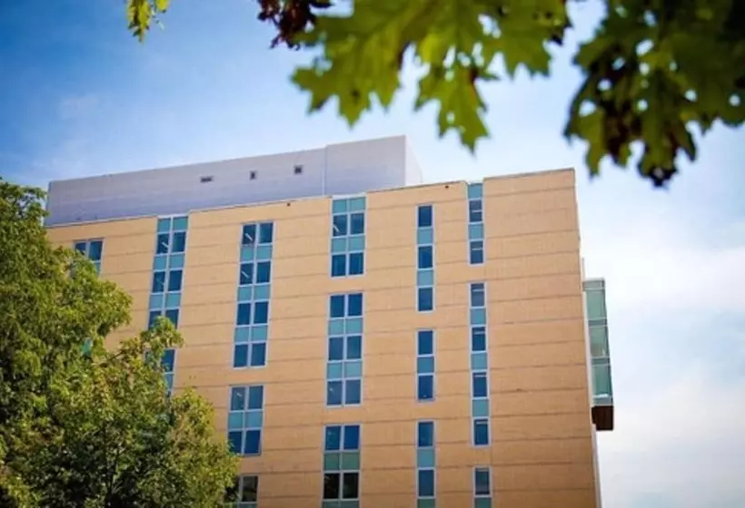 ユースホステル Queen S University   David C. Smith House   Campus Accommodation