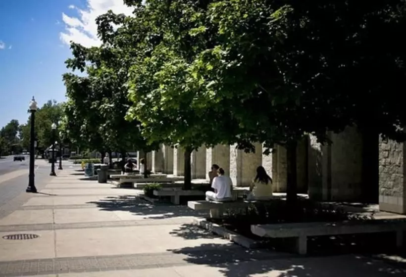 ユースホステル Queen S University   David C. Smith House   Campus Accommodation