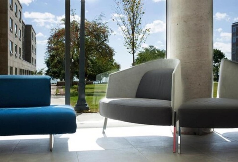 旅馆 Queen S University   David C. Smith House   Campus Accommodation