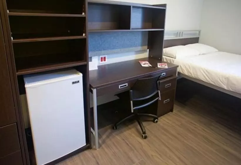 ユースホステル Queen S University   David C. Smith House   Campus Accommodation
