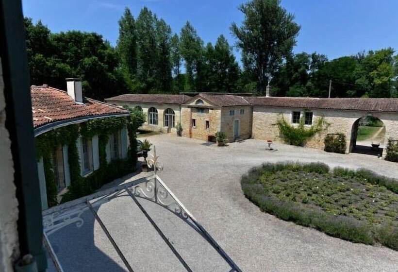 Bed and Breakfast Château De L Isle