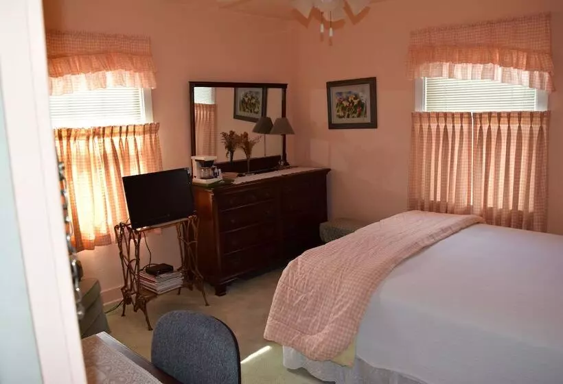 ベッドアンドブレックファースト Pheasant Country Inn