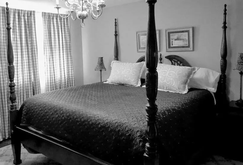 Aamiaismajoitus (B&B) The Guest House