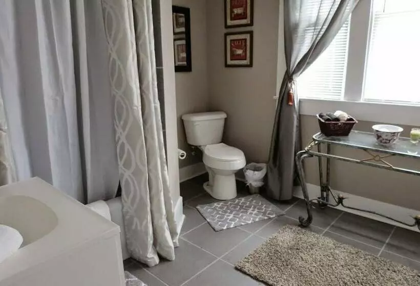 Aamiaismajoitus (B&B) The Guest House