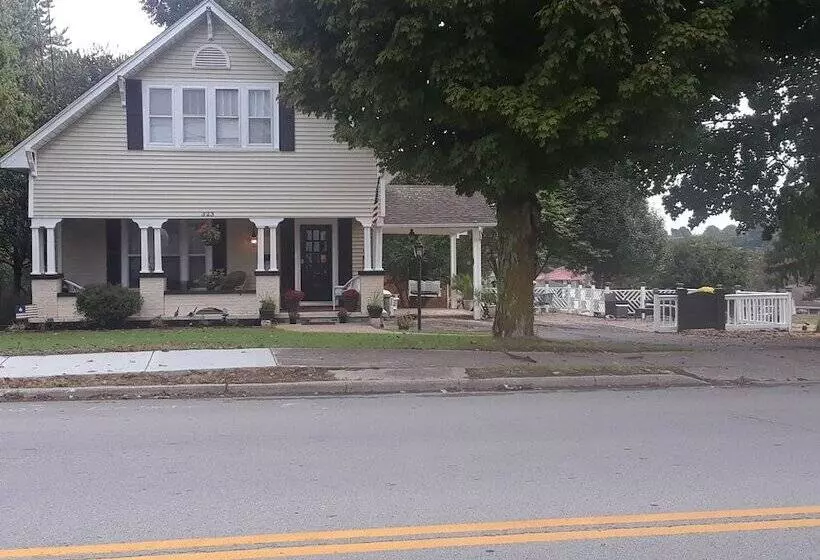 Aamiaismajoitus (B&B) The Guest House