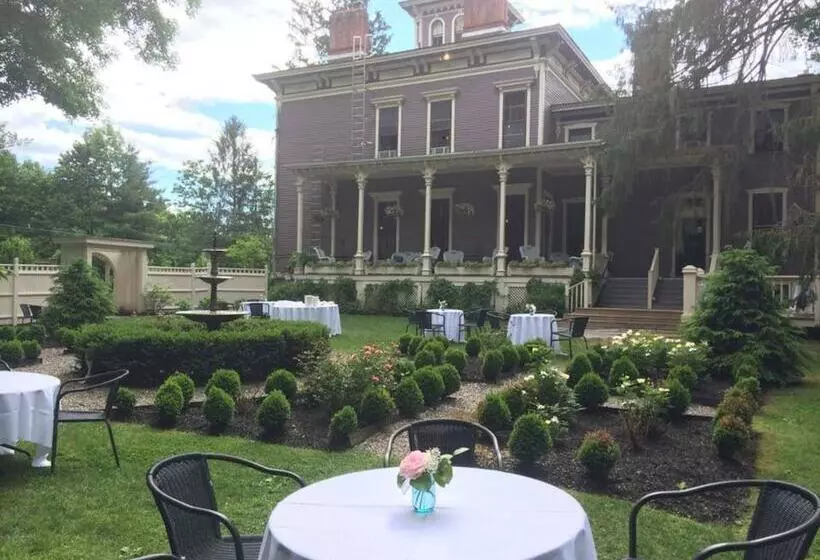 Aamiaismajoitus (B&B) The Mansion Of Saratoga