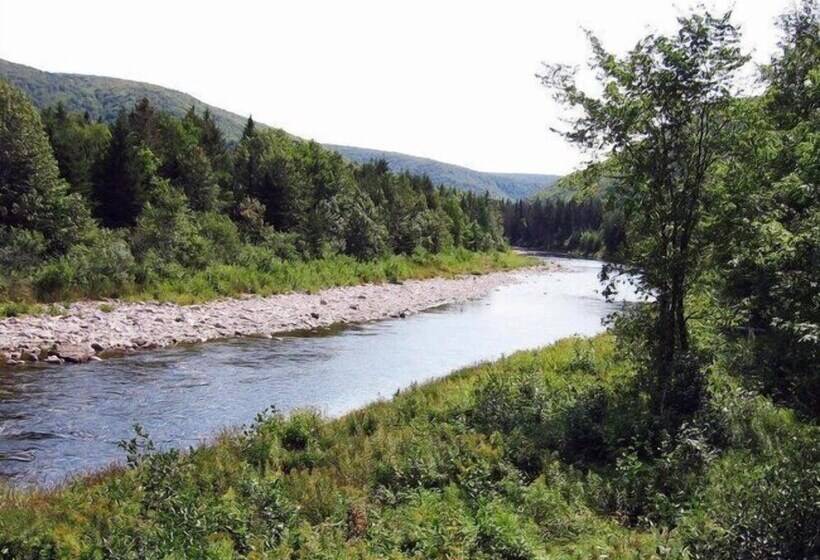 Big Intervale Fishing Lodge