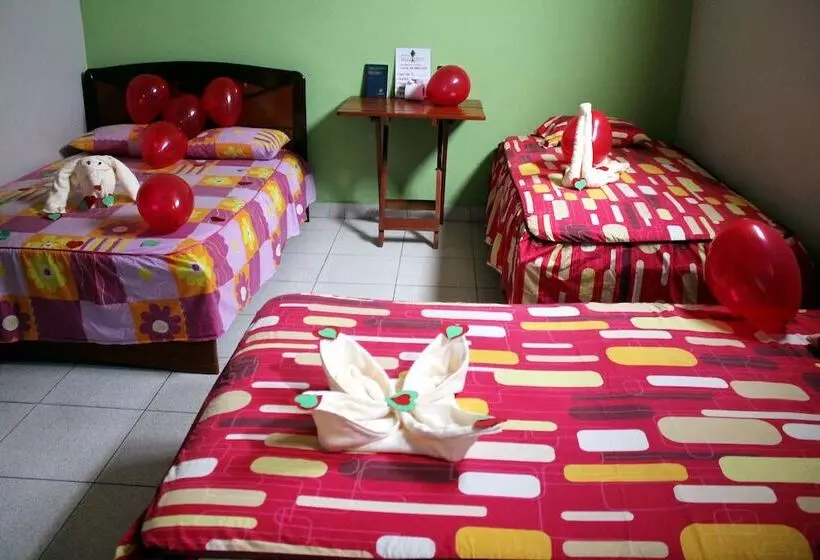 Hostal De La Vega