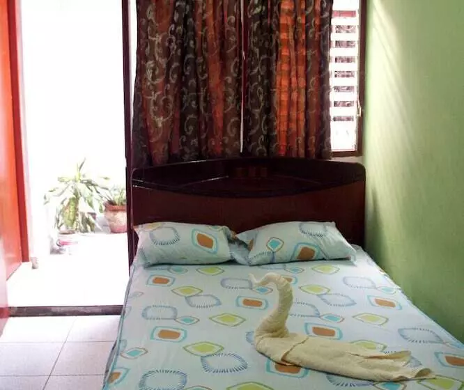 Hostal De La Vega