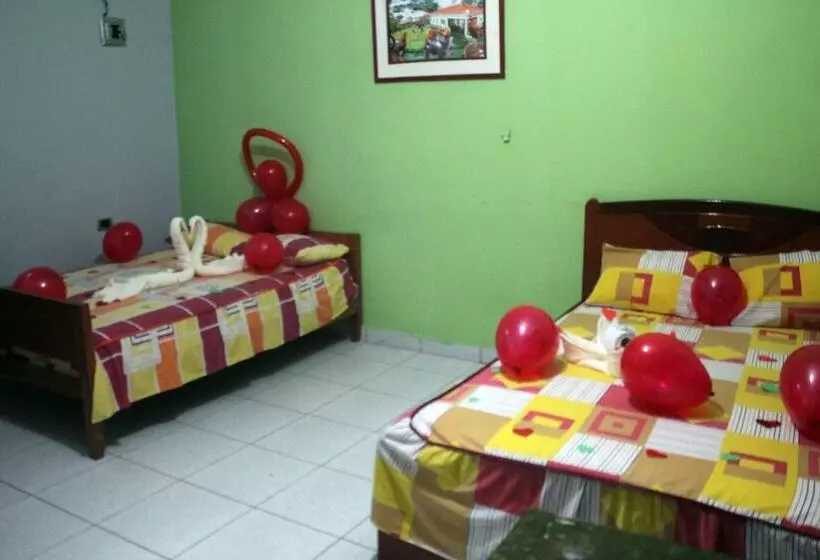 Hostal De La Vega