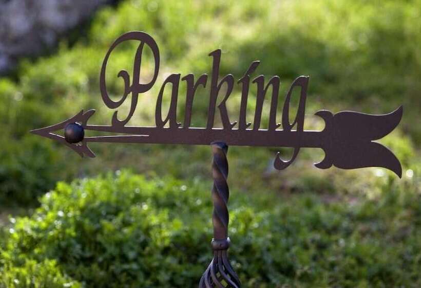 Хостел La Posada De Pradorey